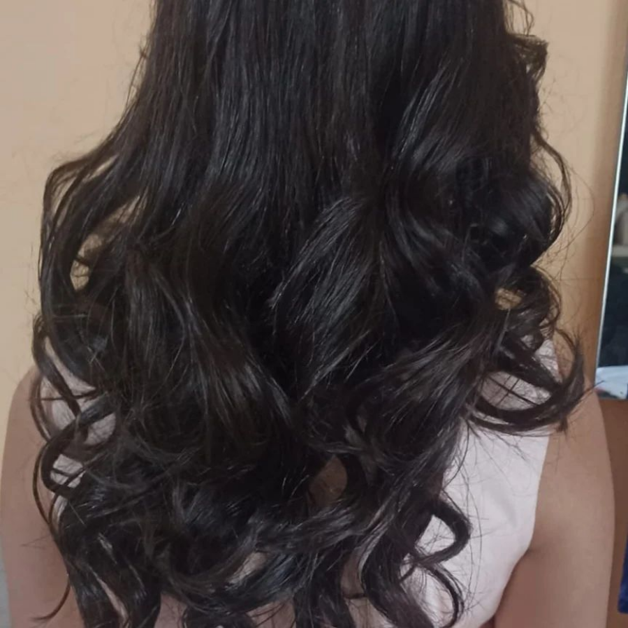 Ondas realizadas en Peluquería Dueh