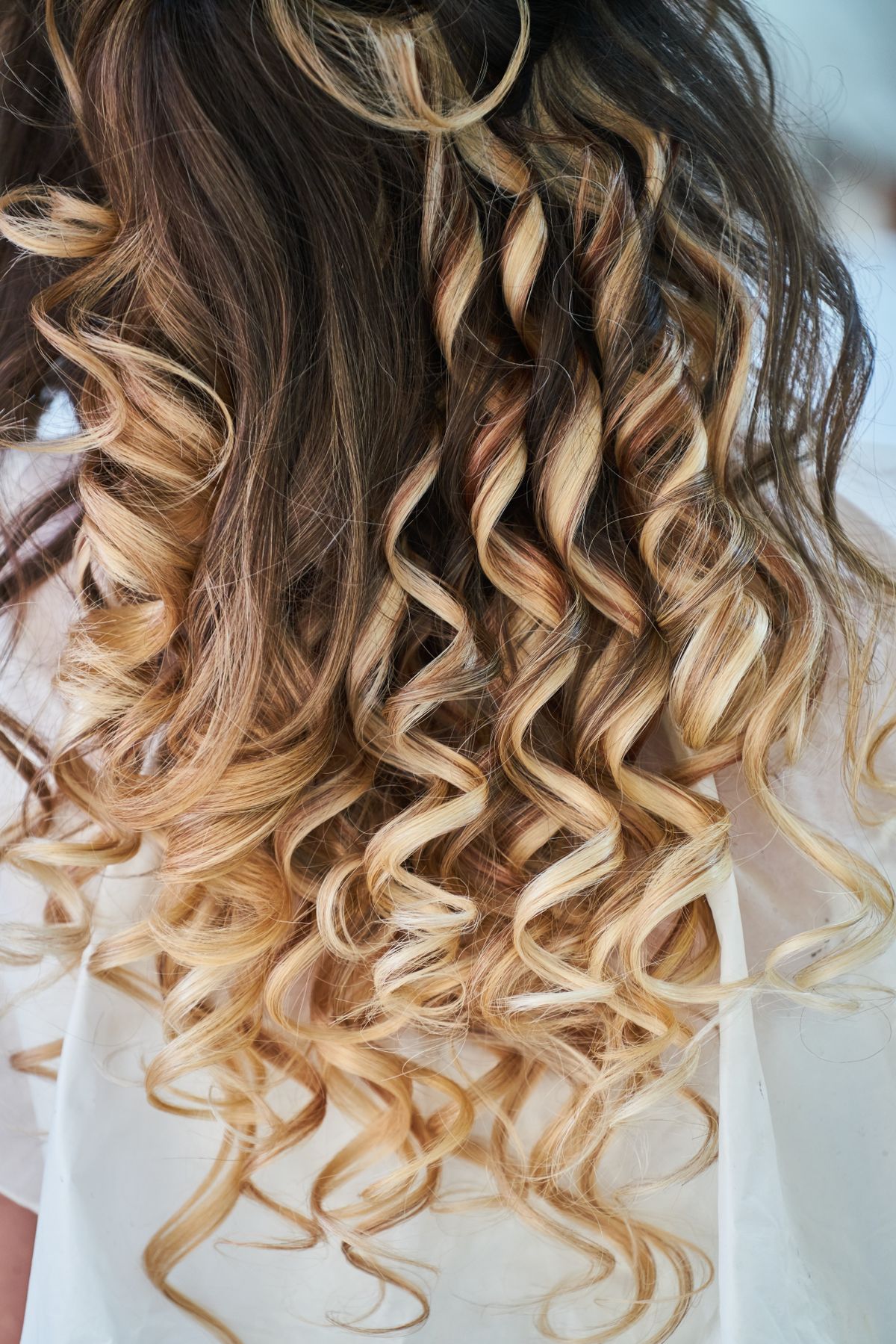 Ondas y mechas con efecto degradado